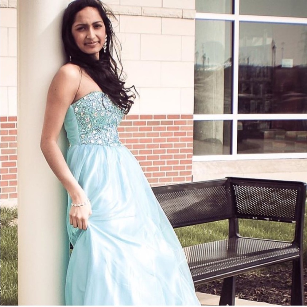 Prom dress